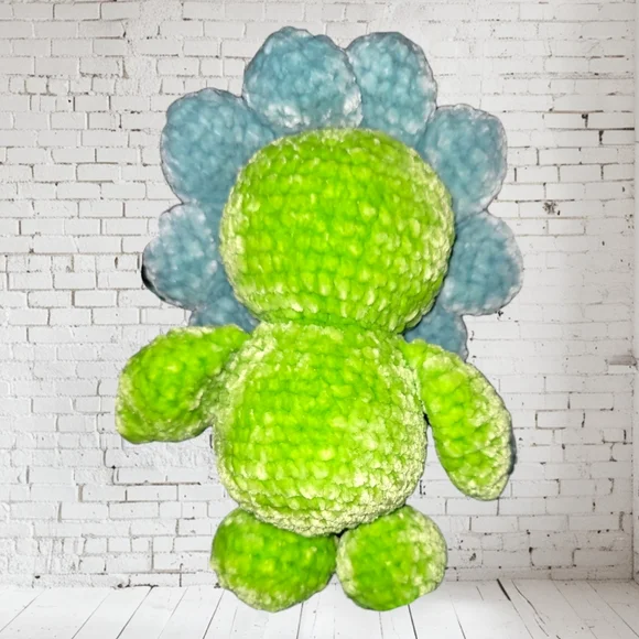 Hand Crocheted Sunflower baby - Picture 2 of 2